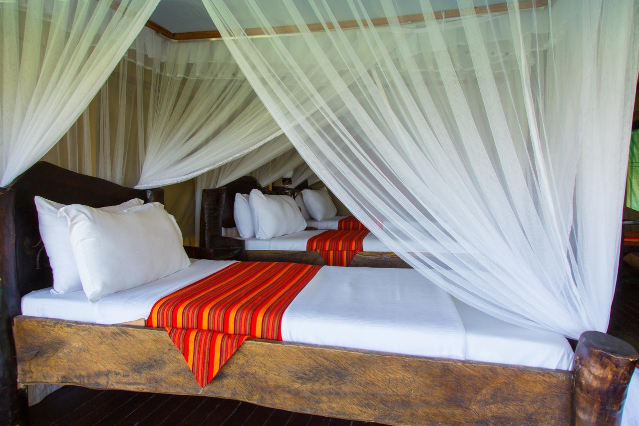 ZanzibarManyara Wildlife Safari Camp别墅 外观 照片